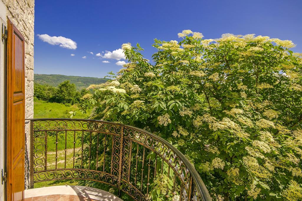Villa Angela E Giovanni Vižinada Eksteriør billede