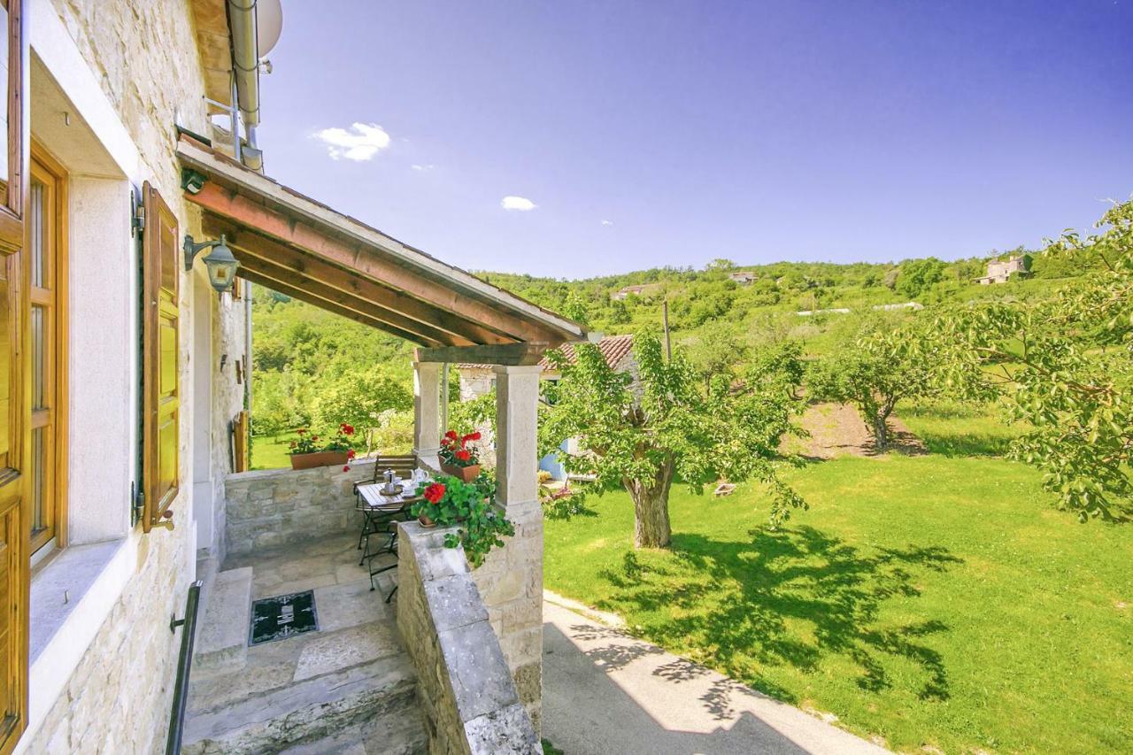 Villa Angela E Giovanni Vižinada Eksteriør billede